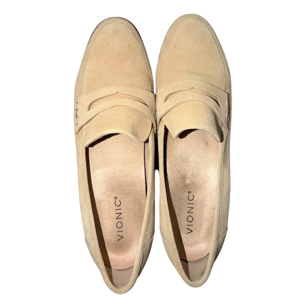 Vionic Cheryl II Suede Penny Loafers Sand Lug Sole Comfort Shoes Women's 11